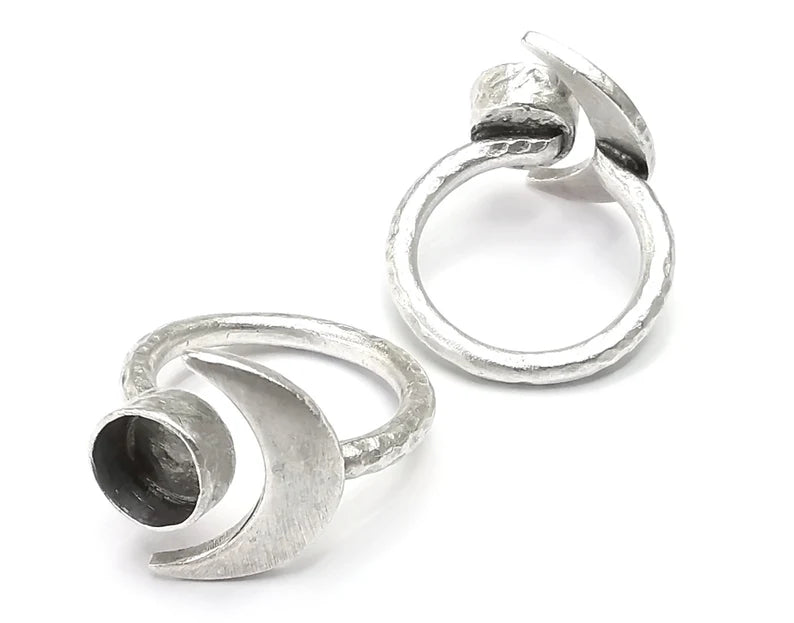 Crescent Moon Silver Ring Blank Base Bezel Settings Cabochon Base Mountings Adjustable , Antique Silver Plated Brass (8mm Blank) G27153
