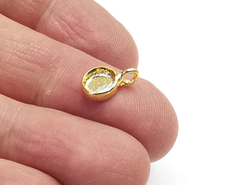 2 Round Cup Gold Plated Brass Bezel Findings,Pendant (6mm Blank) G27284