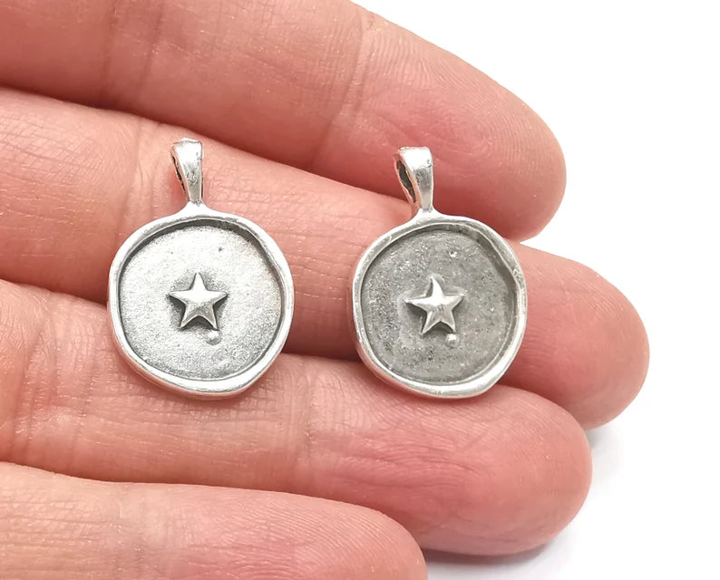 2 Star Round Charms Antique Silver Plated Charm (24x17mm) G27356