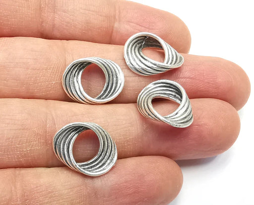 2 Twisted Circle Findings Antique Silver Plated Brass Circle Charms (17x13 mm) G27372