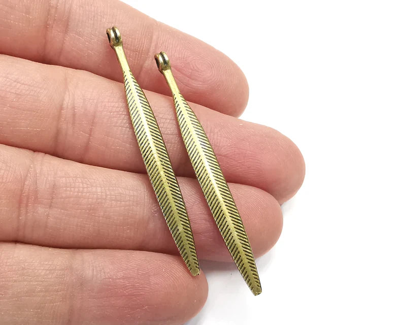 4 Ribbed Spike Charms Antique Bronze Plated Charms (54x5mm) G27410