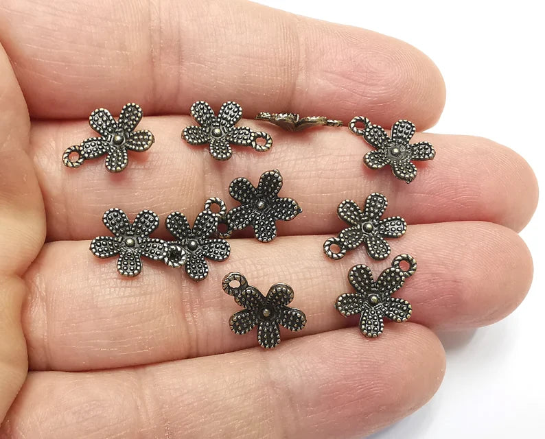 10 Antique Bronze Flower Charms Antique Bronze Plated Charms (13x11mm) G27380