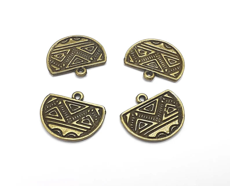 5 Ethnic Charms Antique Bronze Plated Charms (20x18mm) G27251