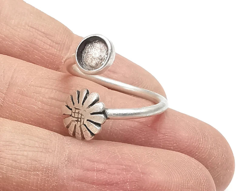 Flower Wrap Ring Blanks Ring Setting Cabochon Mounting Adjustable Ring Base Bezel Antique Silver Plated Brass (6mm Blanks) G27259