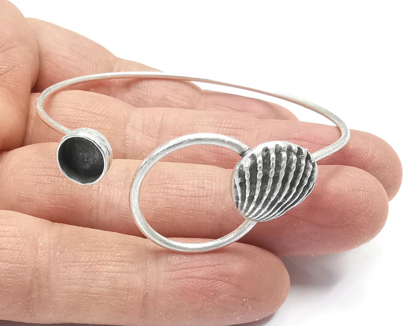 Scallop Sea Shell Silver Bracelet Brass Cuff Blank Bezel Glass Cabochon Base Adjustable Antique Silver Brass (8mm blank) G27282