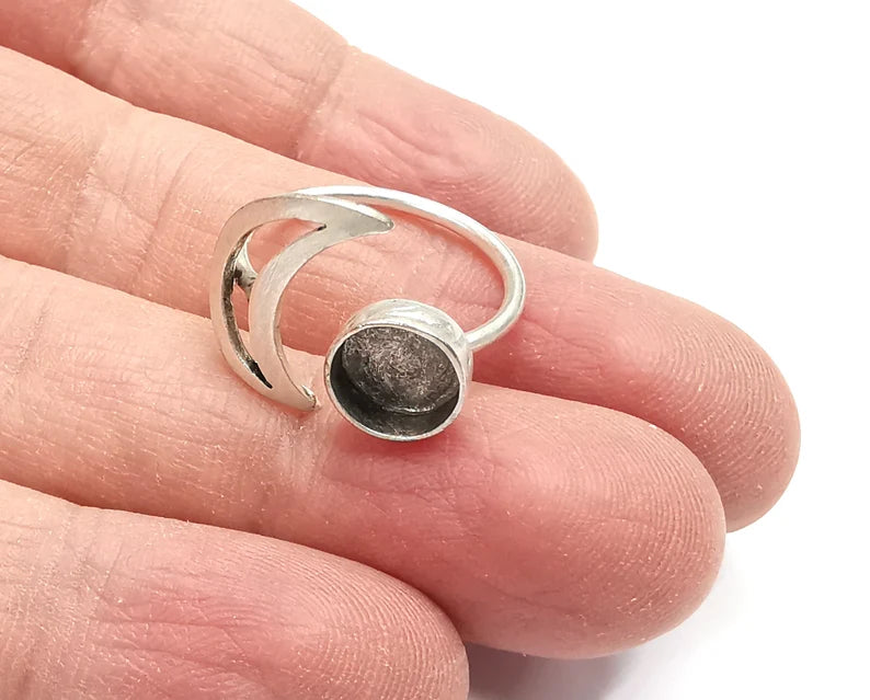 Crescent Moon Silver Ring Blank Base Bezel Settings Cabochon Base Mountings Adjustable, Antique Silver Plated Brass (8mm Blank) G27322