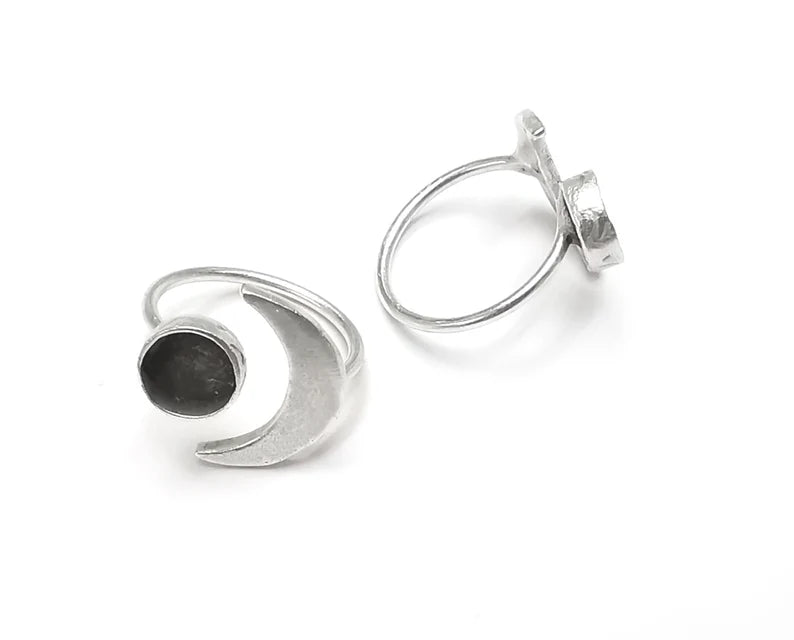 Crescent Moon Silver Ring Blank Base Bezel Settings Cabochon Base Mountings Adjustable , Antique Silver Plated Brass (8mm Blank) G27627