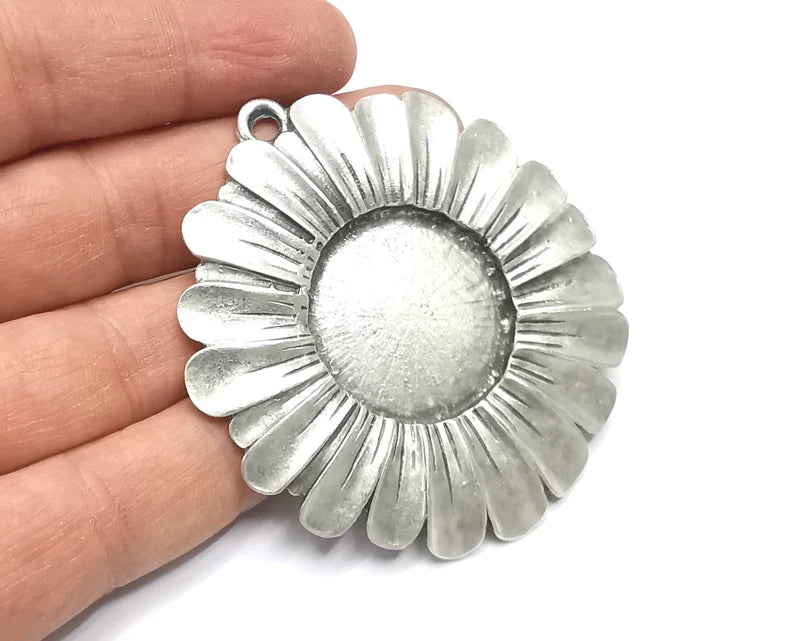 Sunflower Pendant Blank Bezel Mosaic Mountings Cabochon Setting Antique Silver Plated (70x65mm)(30mm Blank) G27347