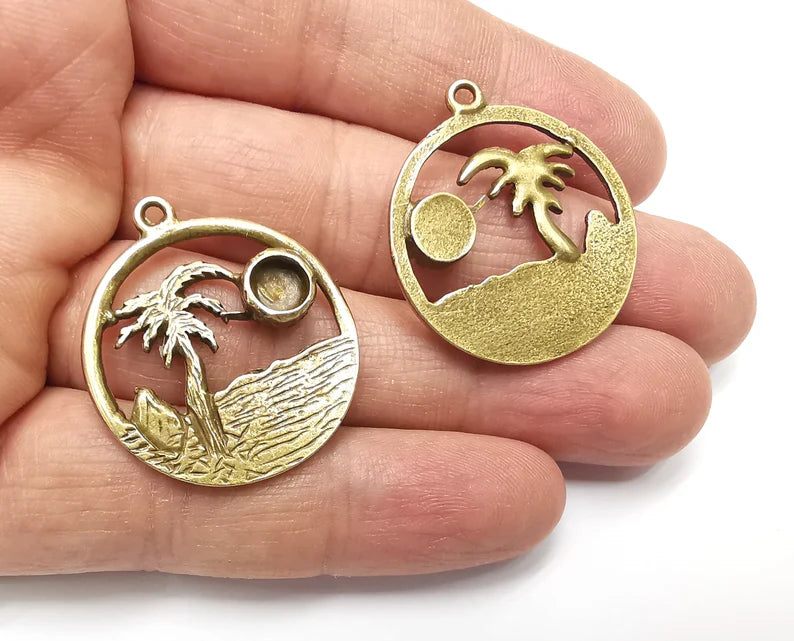 Palm Tree Tropical Island Beach Pendant Blank Resin Bezel Mounting Cabochon Base Setting Antique Bronze Plated Charms (6mm Blank) G27541