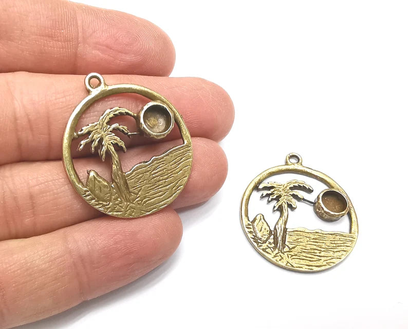 Palm Tree Tropical Island Beach Pendant Blank Resin Bezel Mounting Cabochon Base Setting Antique Bronze Plated Charms (6mm Blank) G27541