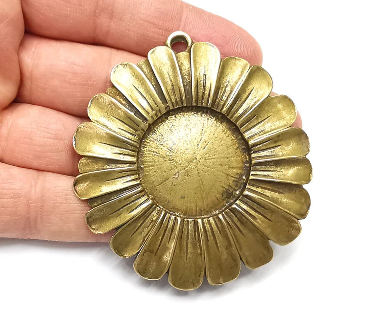 Sunflower Pendant Blank Bezel Mosaic Mountings Cabochon Setting Antique Bronze Plated (70x65mm)(30mm Blank) G27546