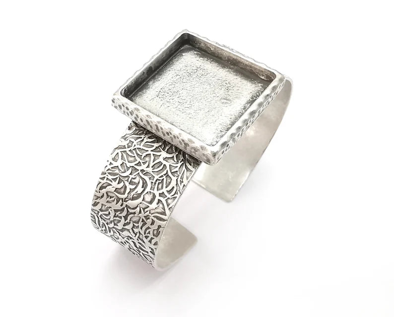 Bracelet Blank Resin Cuff Dry Flower inlay Blank Cuff Bezel Glass Cabochon Base Textured Adjustable Antique Silver Plated (25x25mm ) G27371