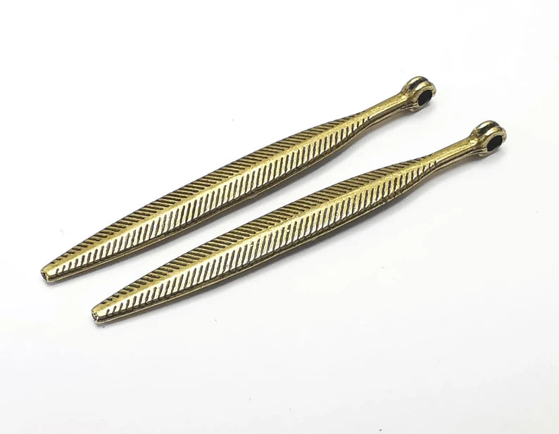 4 Ribbed Spike Charms Antique Bronze Plated Charms (54x5mm) G27410