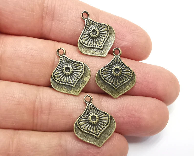 5 Ethnic Charms Antique Bronze Plated Charms (20x16mm) G27378