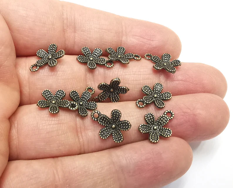 10 Antique Bronze Flower Charms Antique Bronze Plated Charms (13x11mm) G27380