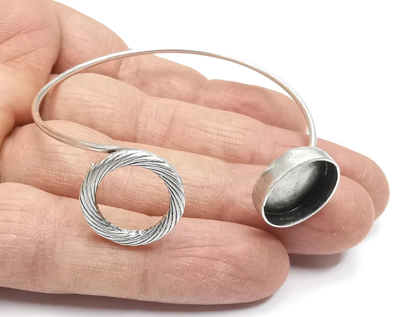 Swirl Round Bracelet Blank Resin Cuff Dry Bezel Cabochon Base Adjustable Antique Silver Plated Brass (14mm Blank) G27561