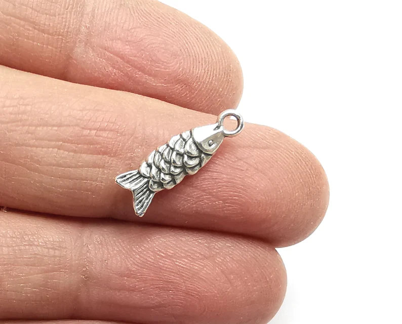 10 Fish (Double Sided) Charms Antique Silver Plated Charms (19x6mm) G27398