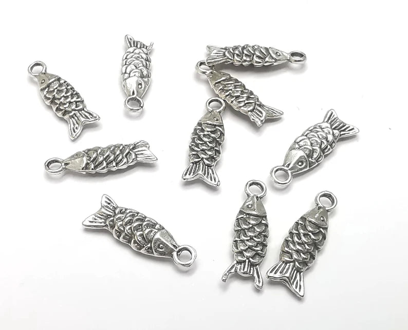 10 Fish (Double Sided) Charms Antique Silver Plated Charms (19x6mm) G27398