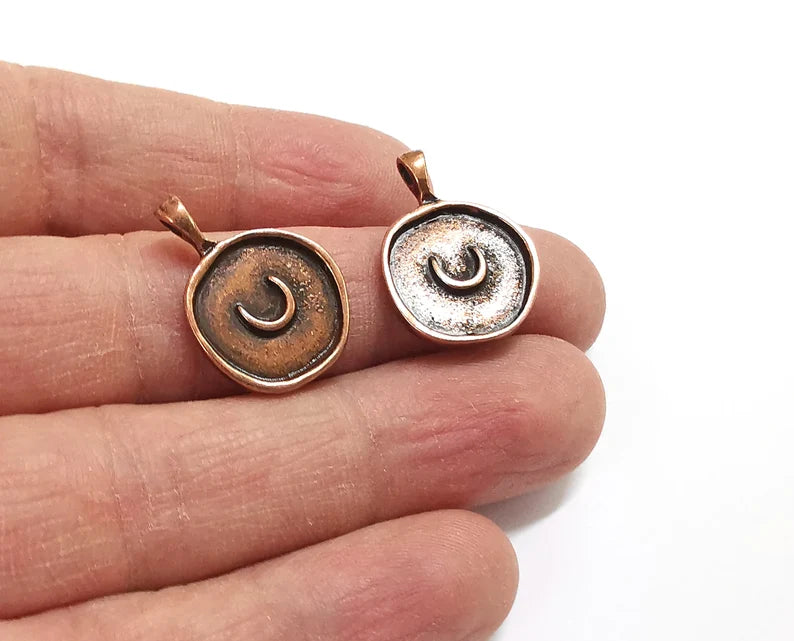 Crescent Moon Round Charms Antique Copper Plated Charm (24x17mm) G27606
