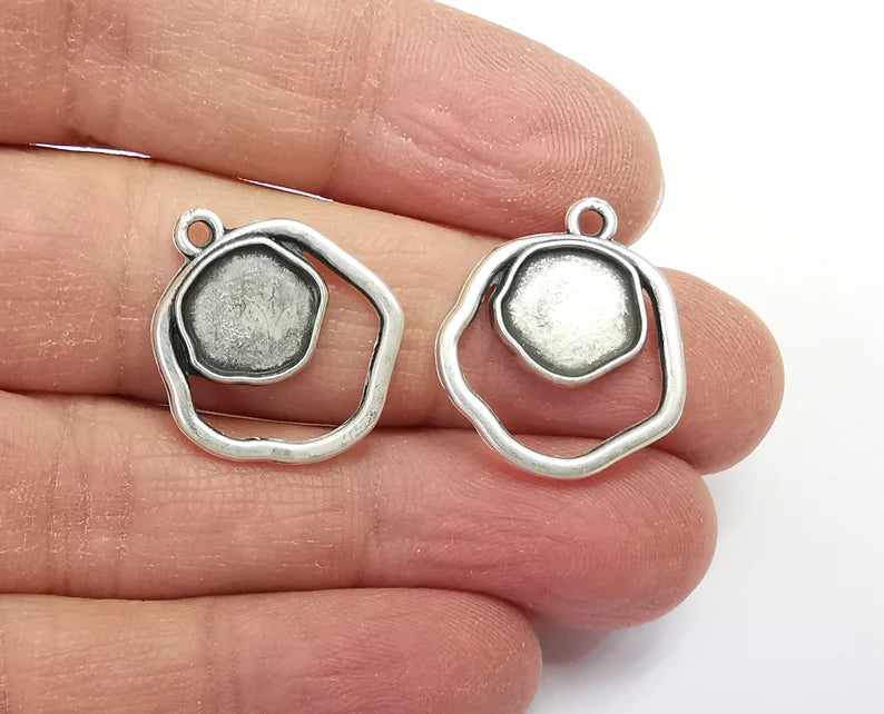 Silver Charms Blank Resin Bezel Mounting Cabochon Base Setting Antique Silver Plated Charms (10mm Blank) G27617