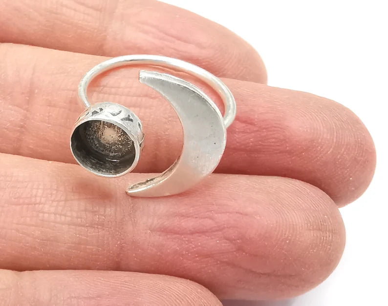 Crescent Moon Silver Ring Blank Base Bezel Settings Cabochon Base Mountings Adjustable , Antique Silver Plated Brass (8mm Blank) G27627