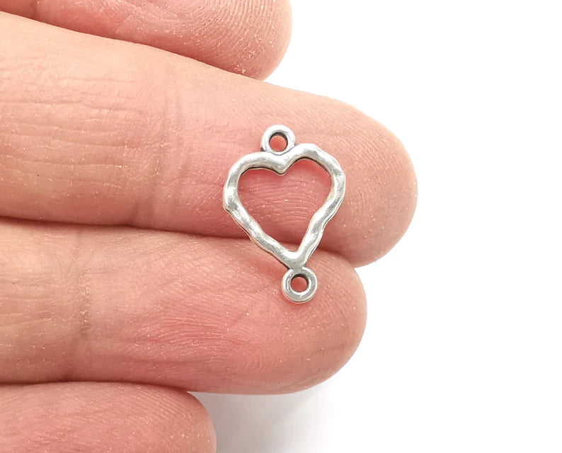 Heart Hammered (Doubled Sided) Charms Connector Antique Silver Plated Charms (17x12mm) G27648