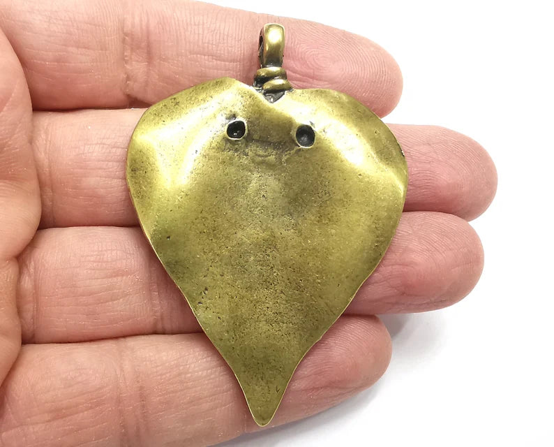 Heart Leaf Pendant Antique Bronze Pendant (64x45mm) G27665