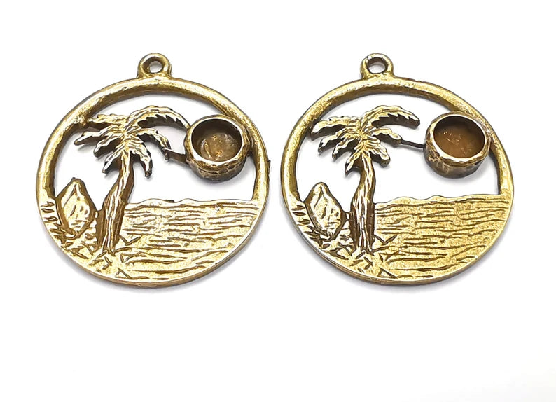 Palm Tree Tropical Island Beach Pendant Blank Resin Bezel Mounting Cabochon Base Setting Antique Bronze Plated Charms (6mm Blank) G27541