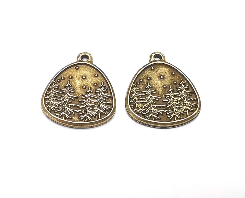 Winter Mountain Landscape Pine Tree Oval Pendant Charms Antique Bronze Plated Charms (25x22mm) G27542