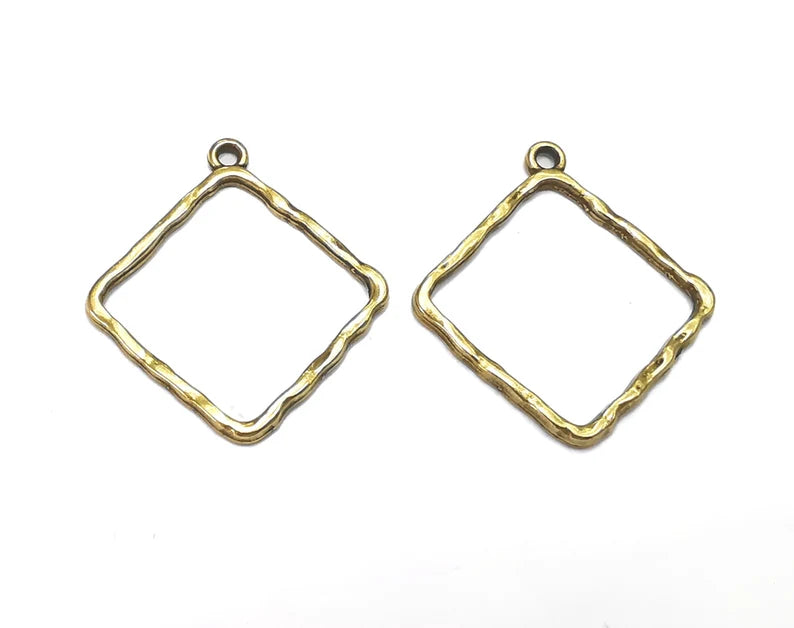 Hammered Rhombus Charms Antique Bronze Plated Findings (30x28mm) G27709