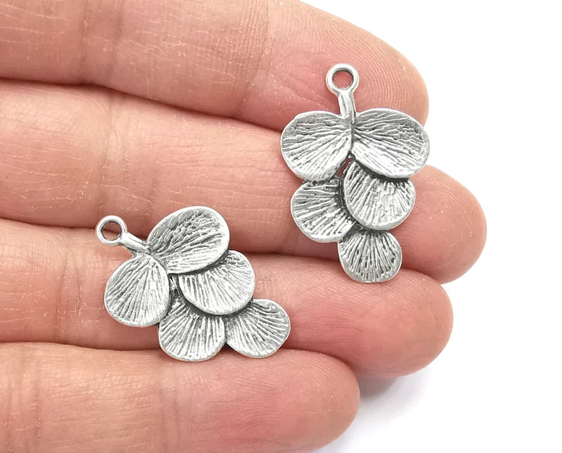 Leaf Charms Antique Silver Plated Charms (30x20mm) G27720