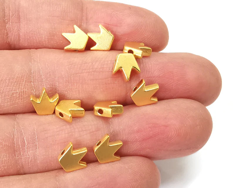 Crown Beads Matte Gold Plated Beads (8x8mm) G27570