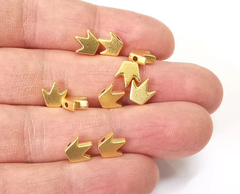 Crown Beads Matte Gold Plated Beads (8x8mm) G27570