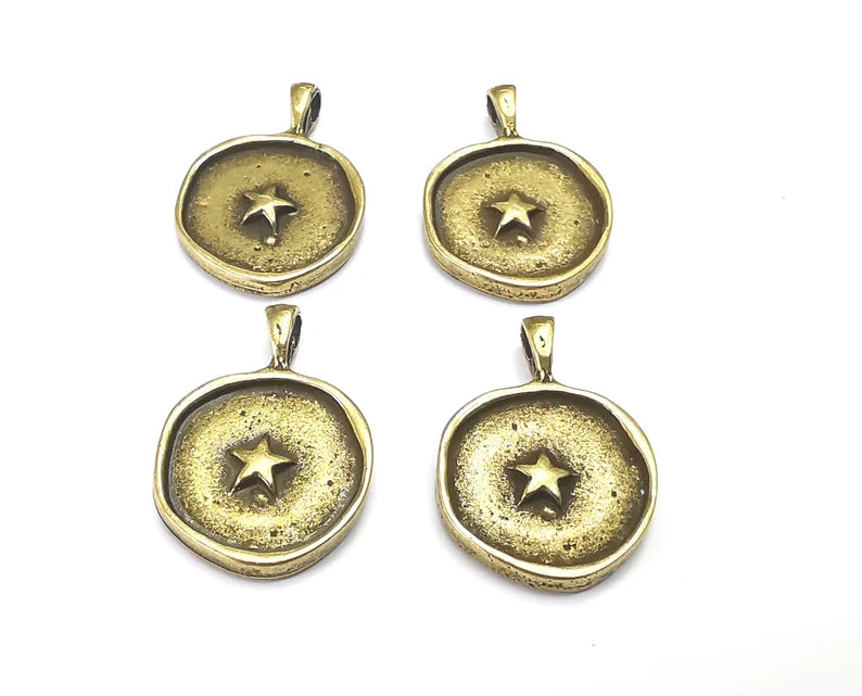 Star Round Charms Antique Bronze Plated Charm (24x17mm) G27738