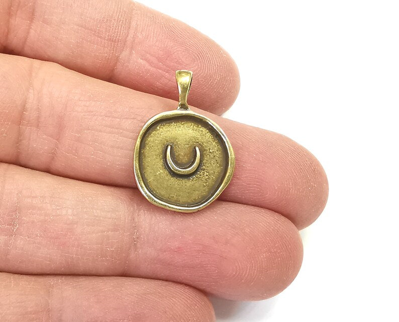Crescent Moon Round Charms Antique Bronze Plated Charm (24x17mm) G27741