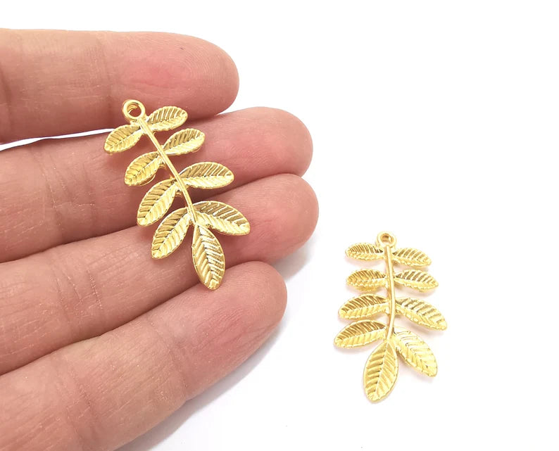 Leaf Charms Gold Plated Charms (38x21mm) G27586