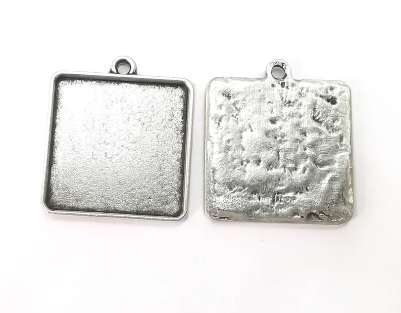 Square Frame Pendant Blank Antique Silver Plated Pendant (31x27mm) (25x25mm Blank Size) G27590