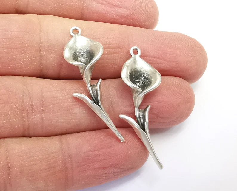 Calla Lily Flower Charms Antique Silver Plated Charm (38x12mm) G27614