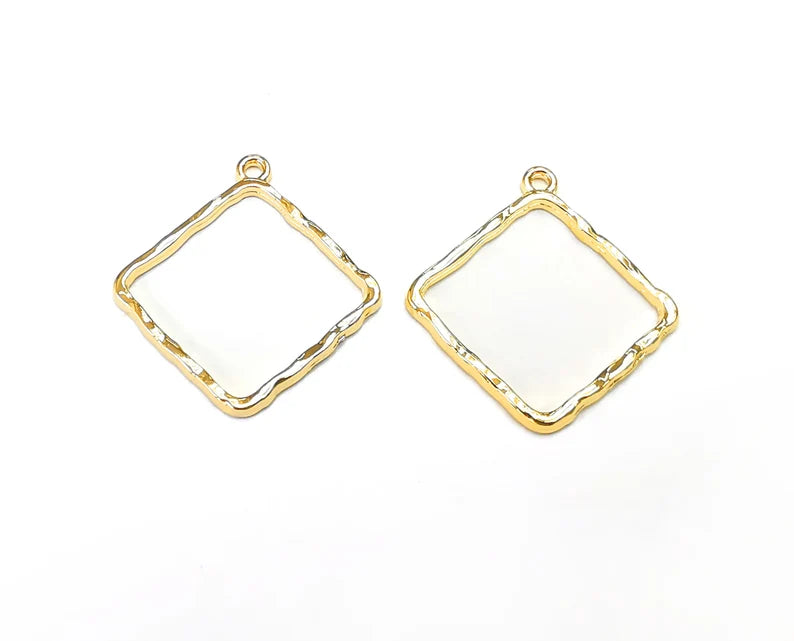 Hammered Rhombus Charms Shiny Gold Plated Findings (30x28mm) G27760