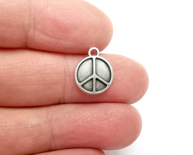 Peace Round Disc Charms Antique Silver Plated Charms (14x12mm) G27776