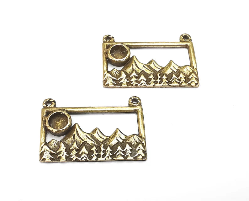 Mountain Landscape Pine Tree Connector Pendant Charms Antique Bronze Plated Pendant (35x32mm) G27783