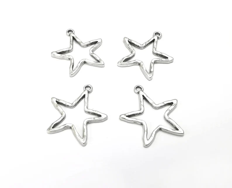 Hammered Star Charms Antique Silver Plated Charms (27x25mm) G27641