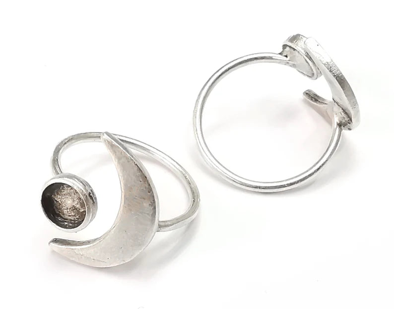 Crescent Ring Settings, Moon Ring Bezels, Resin Blanks, Cabochon Frames Bases, Mosaic Mountings, Antique Silver Plated Brass (6mm) G27643