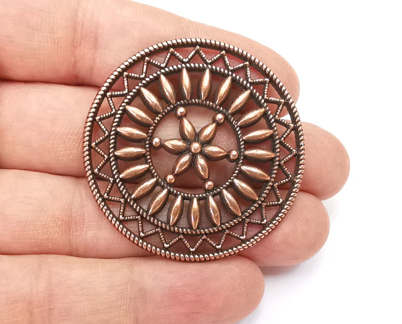 Flower Round Pendant Antique Copper Plated Pendant (46mm) G27826