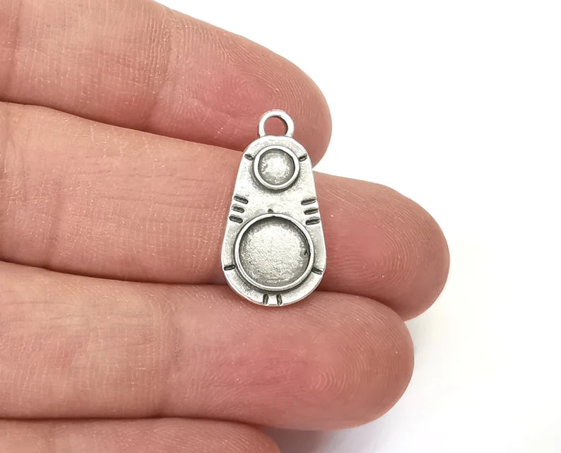 Ethnic Silver Charm Blank Cabochon Base Antique Silver Plated Charms 23x12mm (8mm and 4mm bezel) G27839