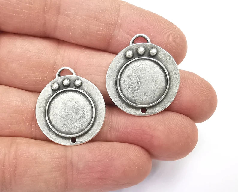 Ethnic Silver Charms Blank Resin Bezel Mounting Cabochon Base Setting Antique Silver Plated Charms 27x24mm (15mm Blank) G27721