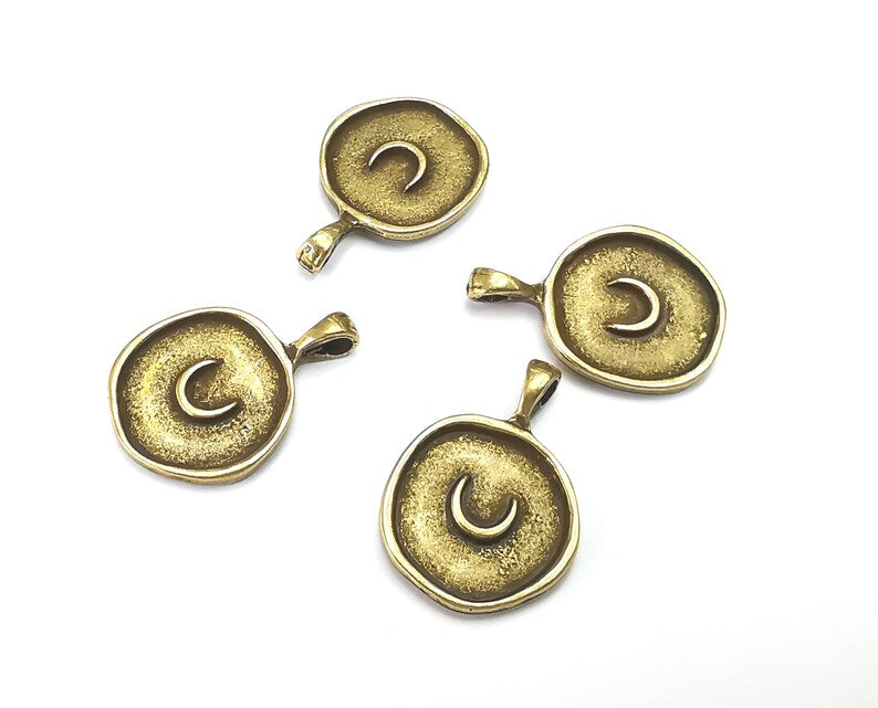 Crescent Moon Round Charms Antique Bronze Plated Charm (24x17mm) G27741