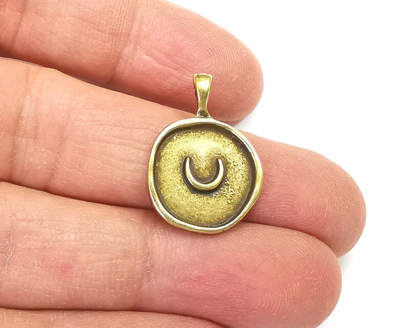 Crescent Moon Round Charms Antique Bronze Plated Charm (24x17mm) G27741