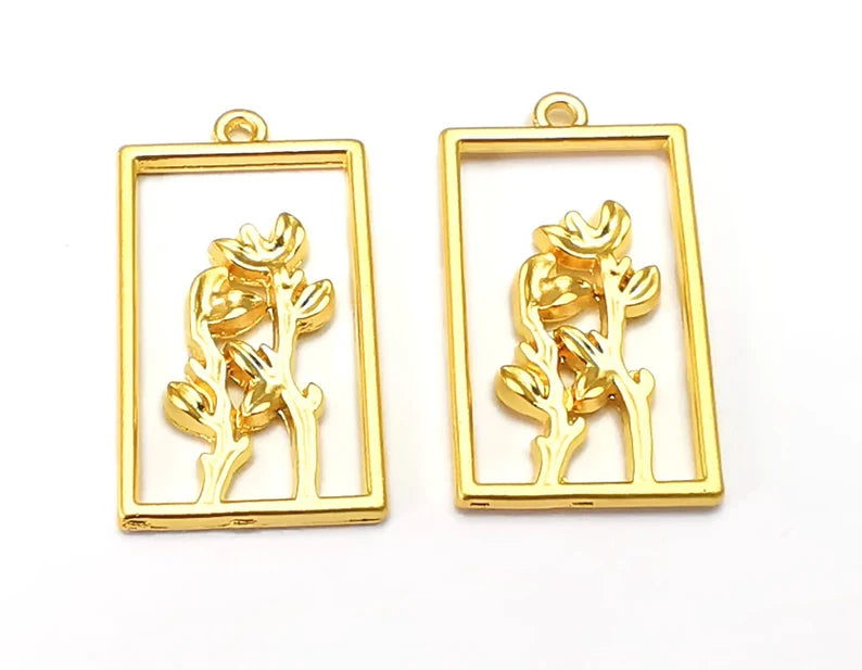 Flower Plant Charms Gold Plated Charms (27x15mm) G27745