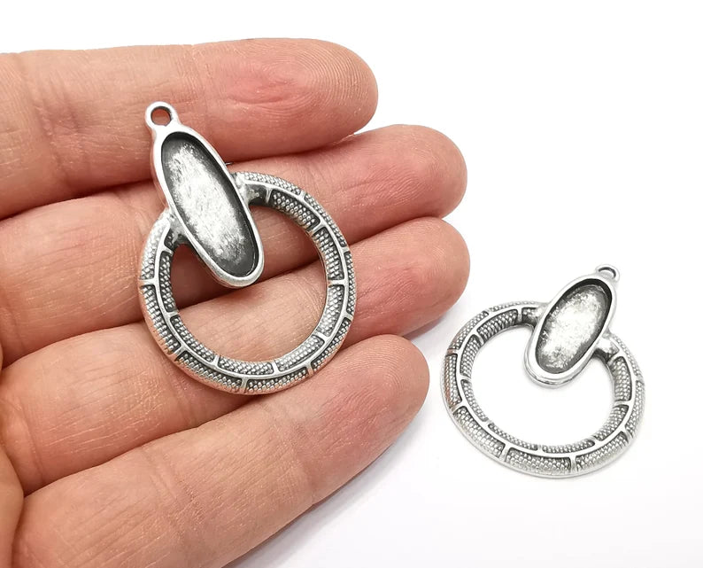 Serpentine Oval Charms Blank Resin Bezel Mounting Cabochon Base Setting Antique Silver Plated Charms (22x9mm Blank) G27915